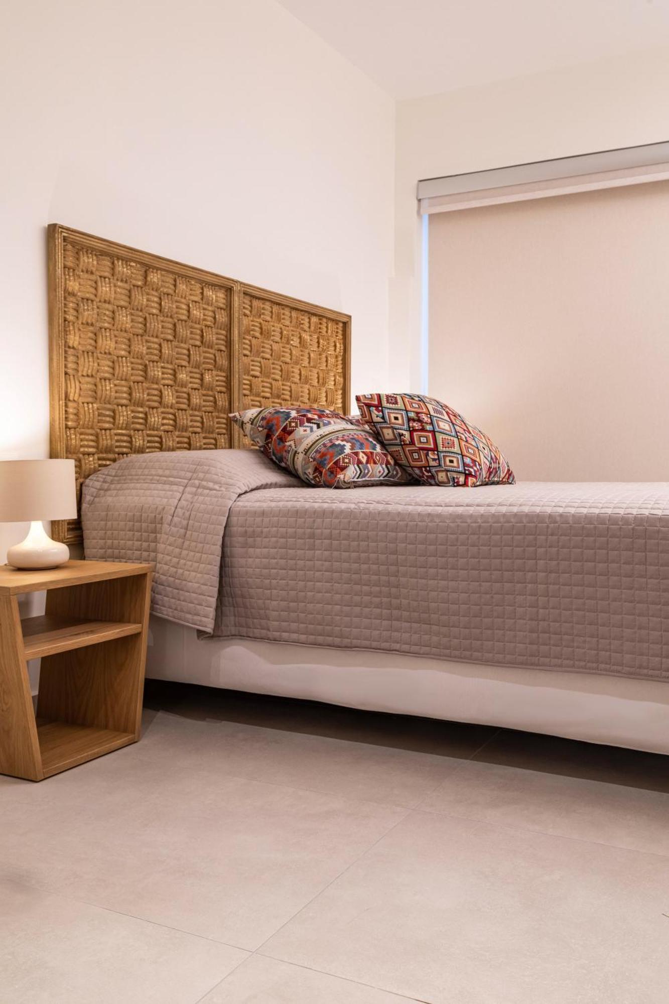 Arancia Elegant Rooms And Suites Толон Экстерьер фото